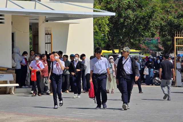 Gần 26.500 học sinh Khánh Hòa sẵn sàng cho kỳ thi tuyển sinh lớp 10 - Ảnh 2.